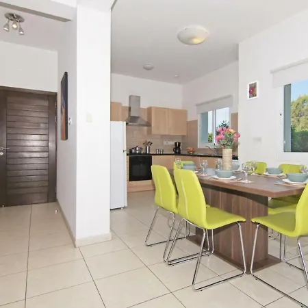 Atralk1 Villa Paralimni